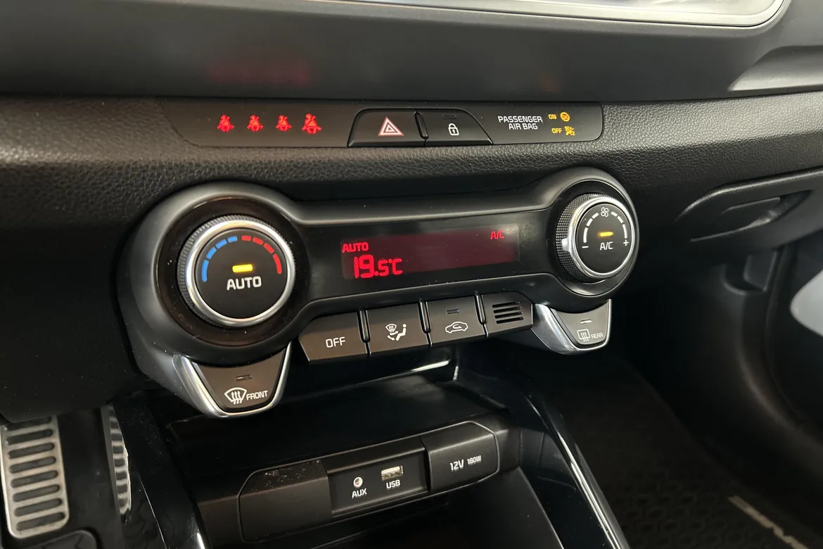 picture of a car