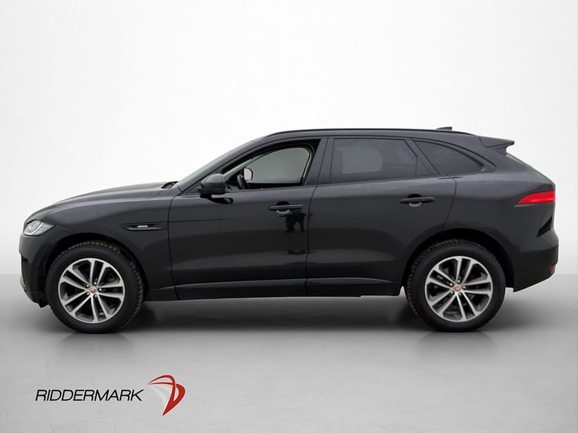 Bild 4 av Jaguar F-Pace 30d AWD R-Sport Värmare Meridan Pano Drag