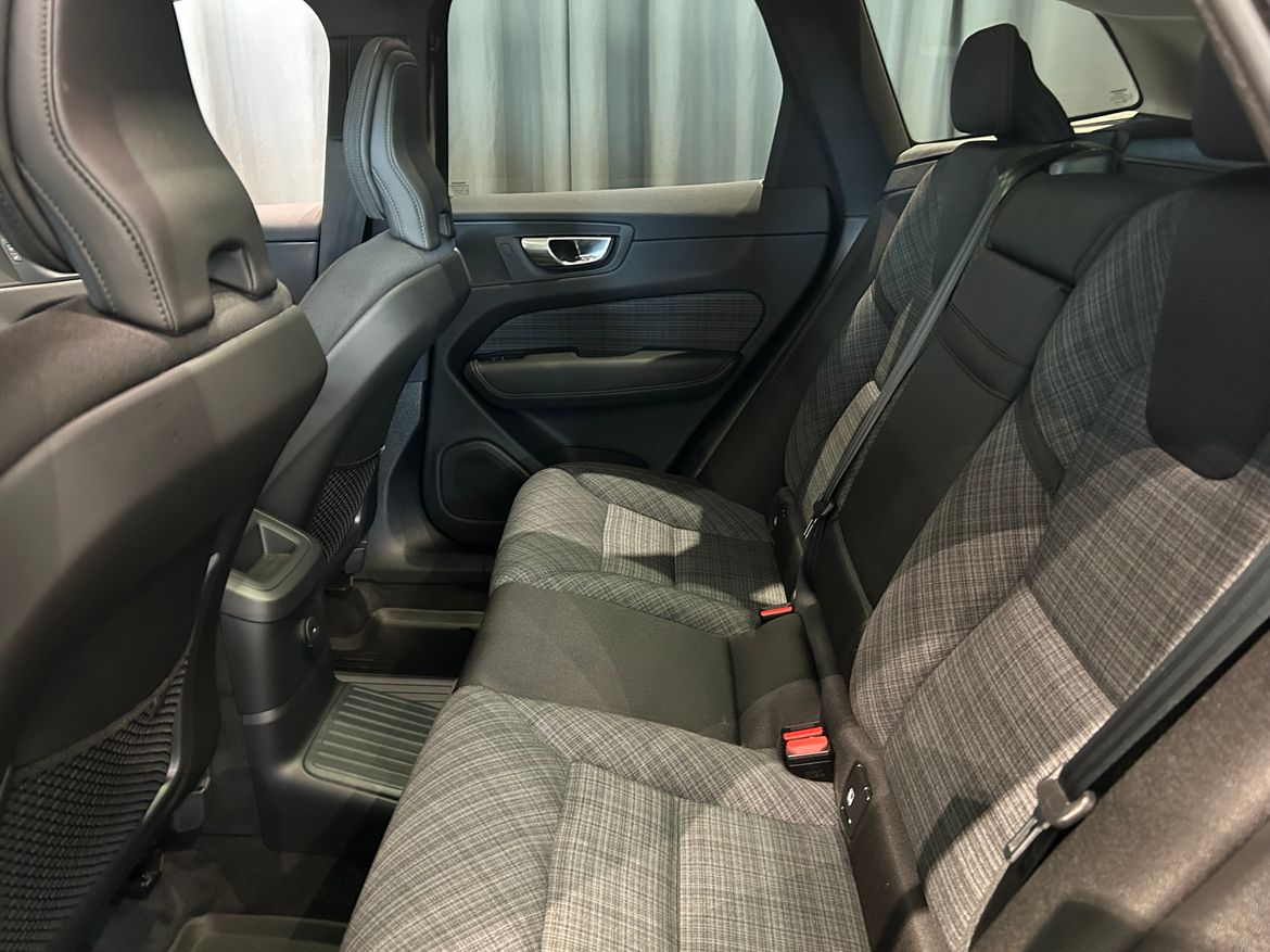 Volvo XC60 2024 - miniatyr 9