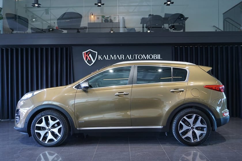 Bild 3 av Kia Sportage 2.0 CRDi AWD GT-Line 185hk Aut Drag Kamera Panorama