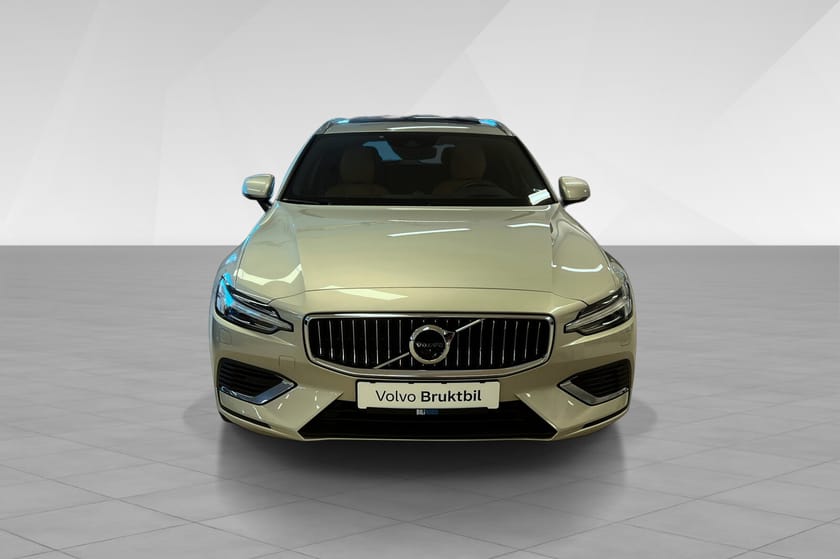 Bilde 2 av Volvo V60 T6 340hk AWD Inscription Panorama, bowers & wilkins