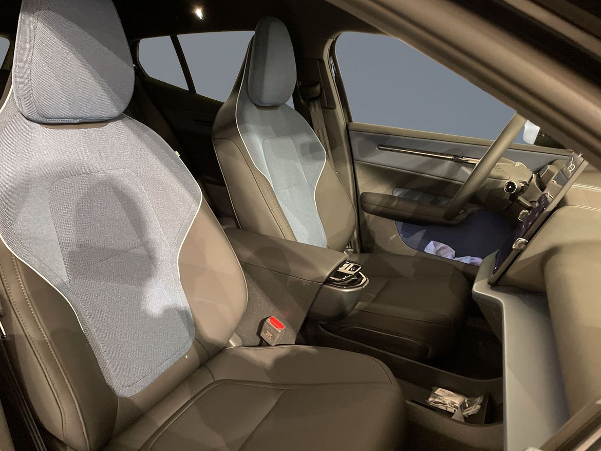 Bild 6 av 6 på bilen