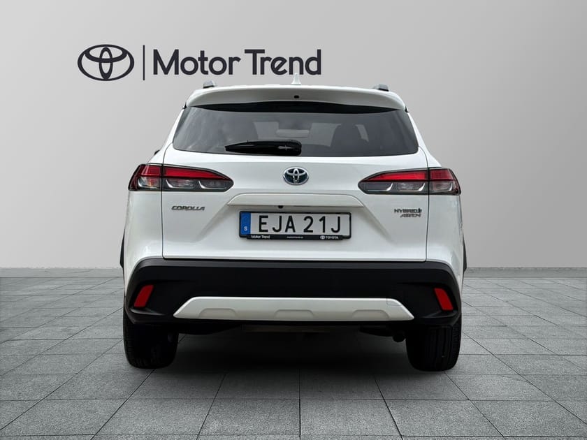 Bild 5 av Toyota Corolla Cross Hybrid AWD-i e-CVT 197hk,Style,3.900mil