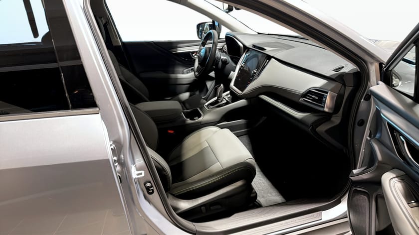 Bild 3 av Subaru Outback Field X-Fuel ink Vinterhjul & dragkrok!