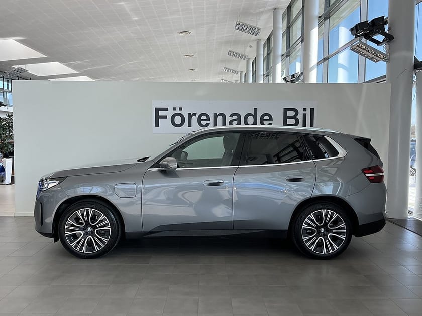 Bild 3 av BMW X3 30e xDrive 4,95 ränta H/K Drag 20" Adpt Farth Rattvärme