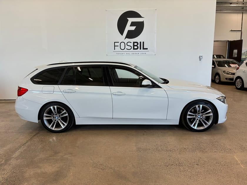 Bild 3 av BMW 325d Touring 325 *RÄNTEKAMPANJ 3.45%* Sport line Aut Drag SoV
