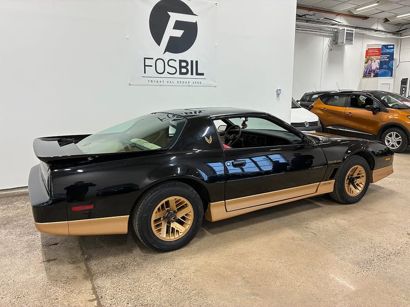 Bild 3 av Pontiac Firebird TransAm 5.0 V8