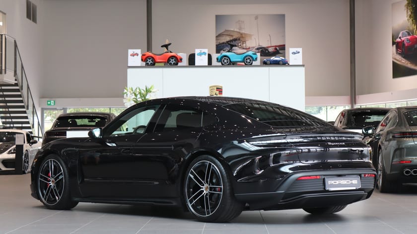 Bild 2 av Porsche Taycan 4S 