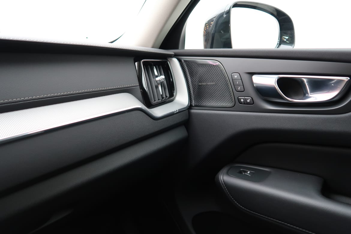 Volvo XC60 2023 - miniatyr 23