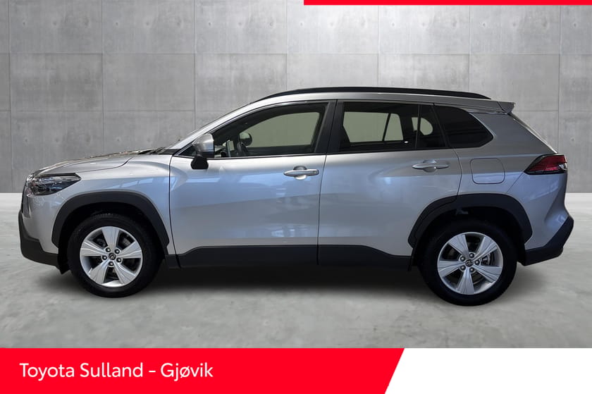 Bilde 2 av Toyota Corolla Cross Hybrid AWD-i Active Tech / AWD / Oppvarmet ratt /
