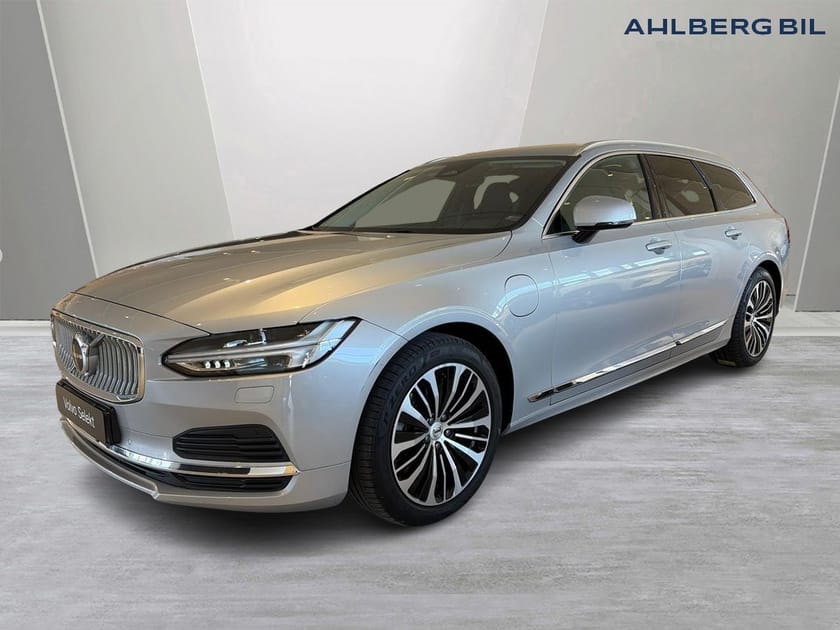 Bild 5 av Volvo V90 T6 Core Edition II, Dragkrok Halvautomatisk, Parkeringskamera Bak, Baklucka Elmanövrerad, Google Maps
