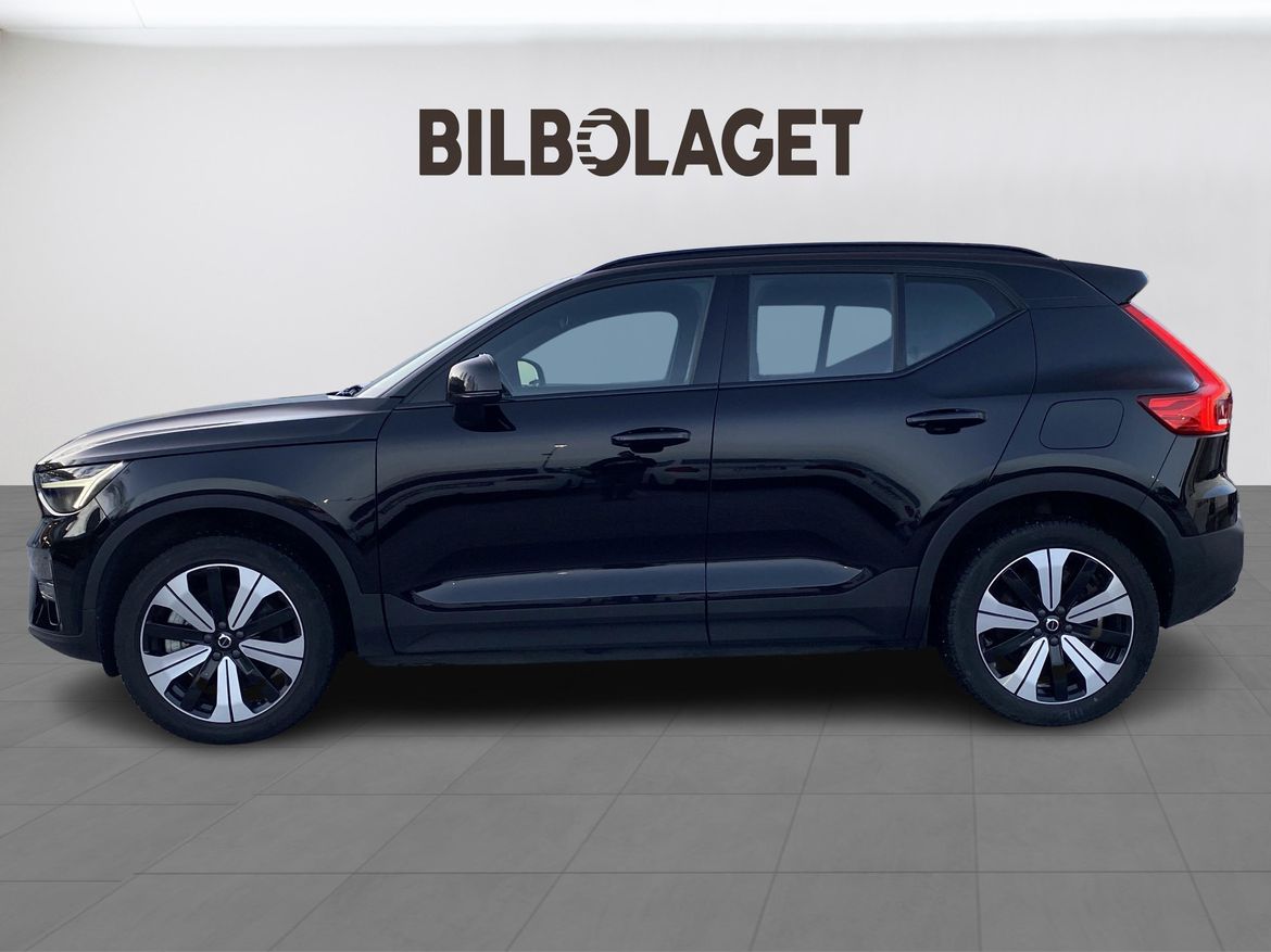 Volvo XC40 2023 - miniatyr 2