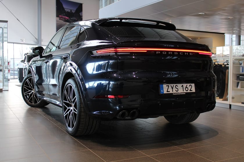 Bild 2 av Porsche Cayenne Coupé E-Hybrid 