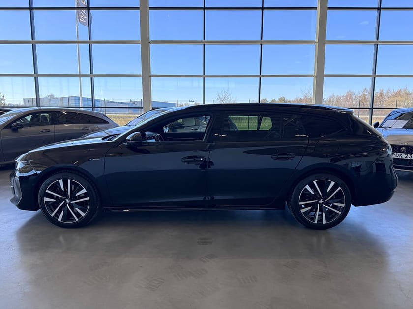 Bild 2 av Peugeot 508 SW Hybrid Plug in | GT | Apple Carplay | Värmare | Moms