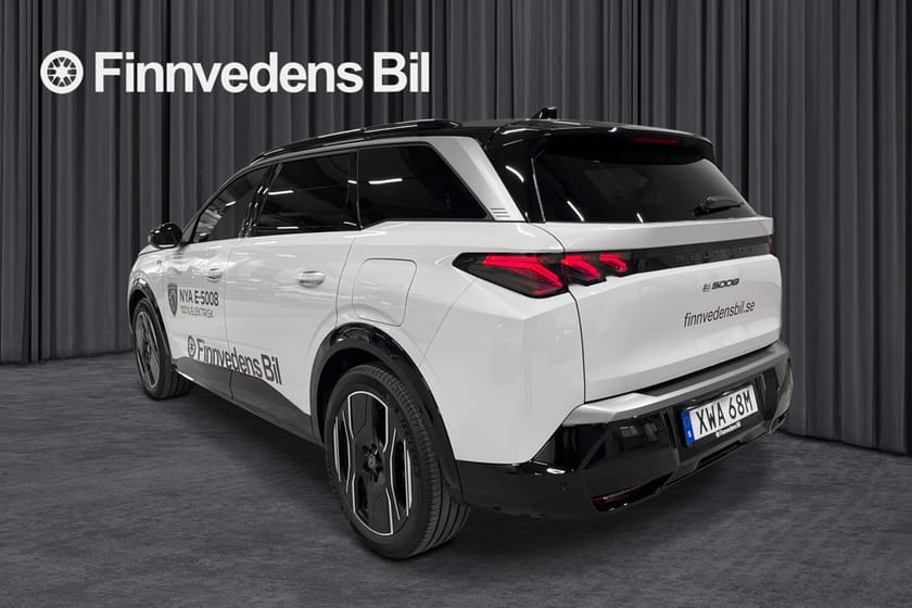 Bild 4 av Peugeot E-5008 GT NYA 50mil *7-Sits/V-hjul/Dragkrok*