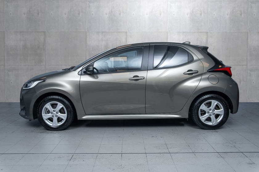 Bilde 2 av Toyota Yaris Hybrid 115 1,5 Active Tech