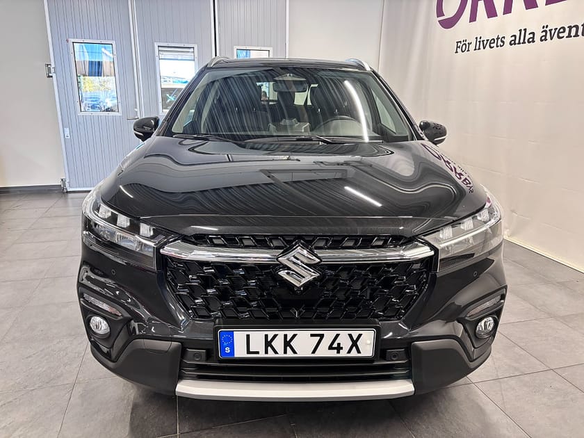 Bild 3 av Suzuki S-Cross Hybrid 1,4T Aut Inclusive, Fri Service, Fria Vinterhjul