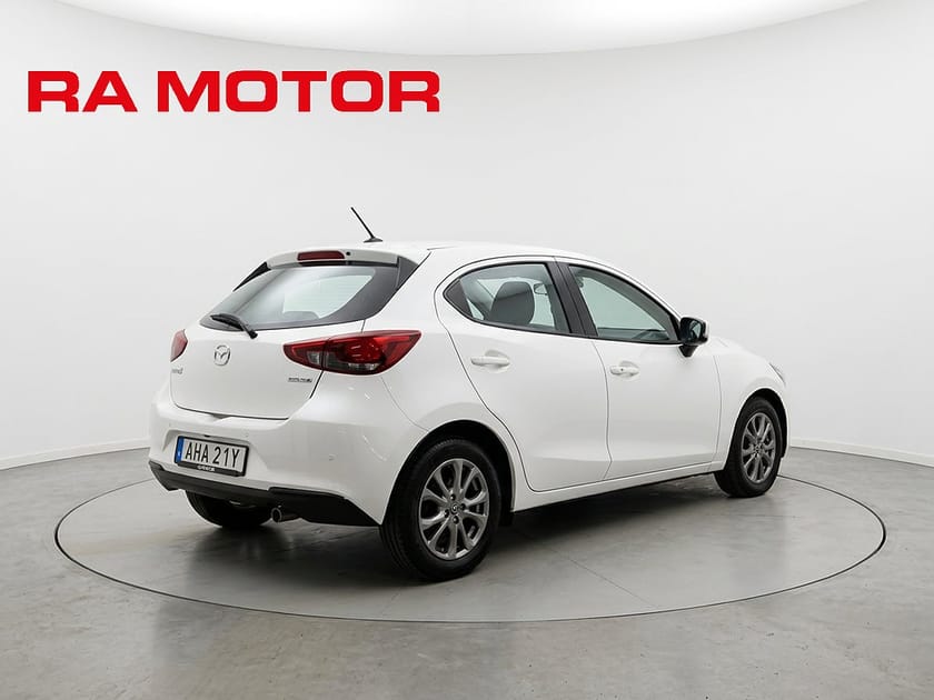 Bild 5 av Mazda 2 1.5 SKYACTIV-G 90hk Core Motorvärmare Farthållare