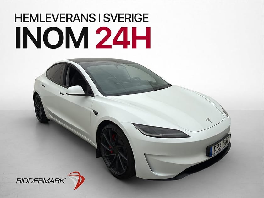 Bild 1 av Tesla Model 3 Performance Värmepump Panorama Skärm bak