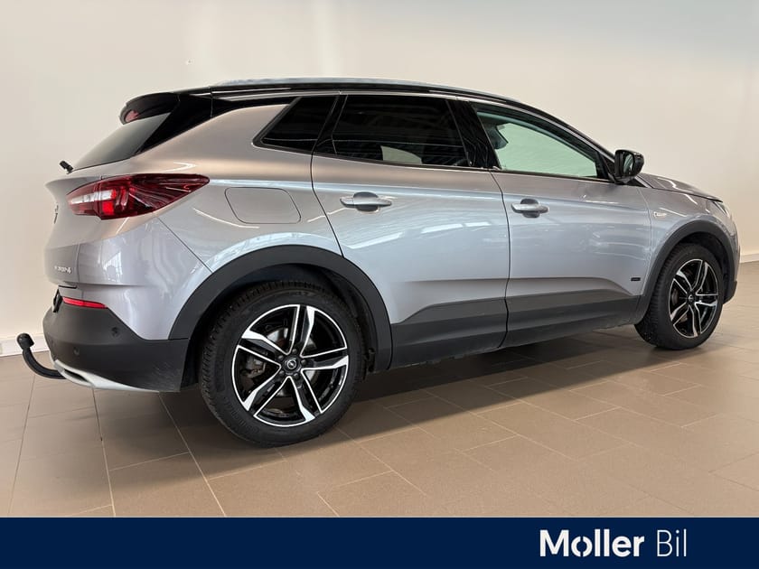 Bilde 3 av Opel Grandland Hybrid4 300 300hk Premium 4x4