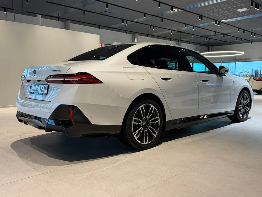 Bild 4 av BMW i5 eDrive40 Sedan M Sport 4,95%