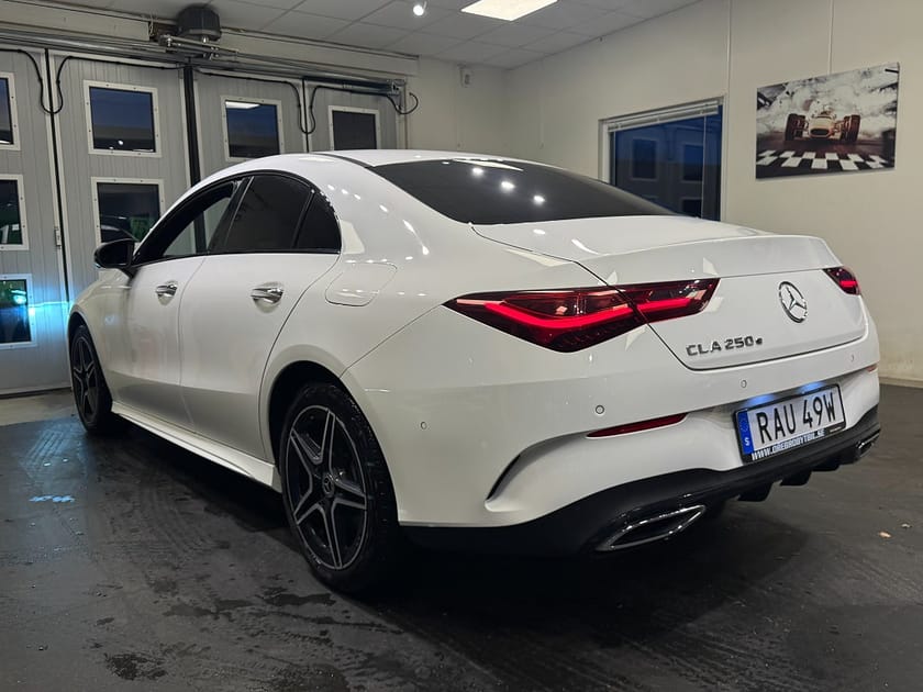 Bild 3 av Mercedes-Benz CLA 250 e AMG Drag Drivers Assist Night Ambient