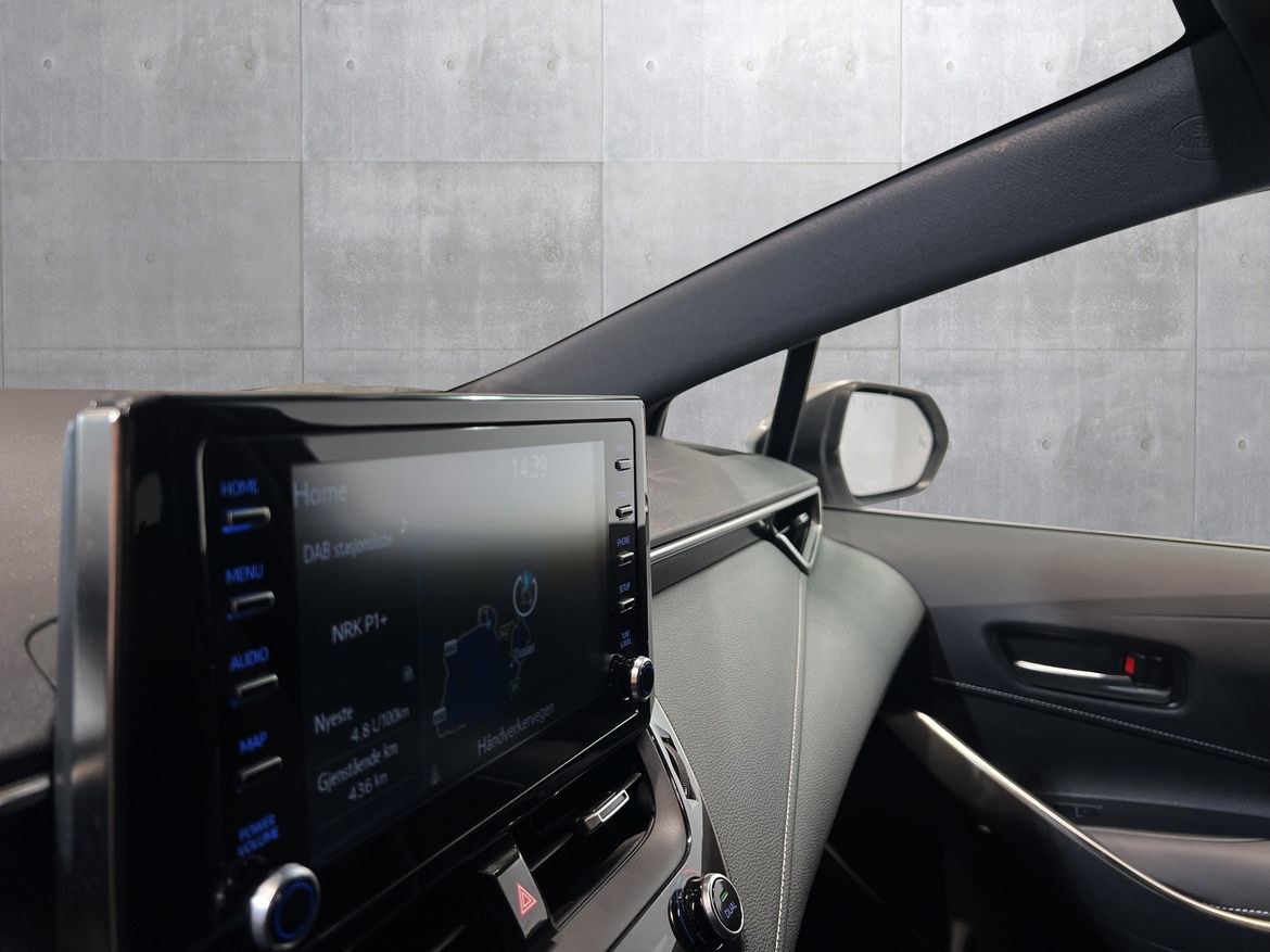 Toyota Corolla Touring Sports Hybrid e-CVT, 122hk, 2019