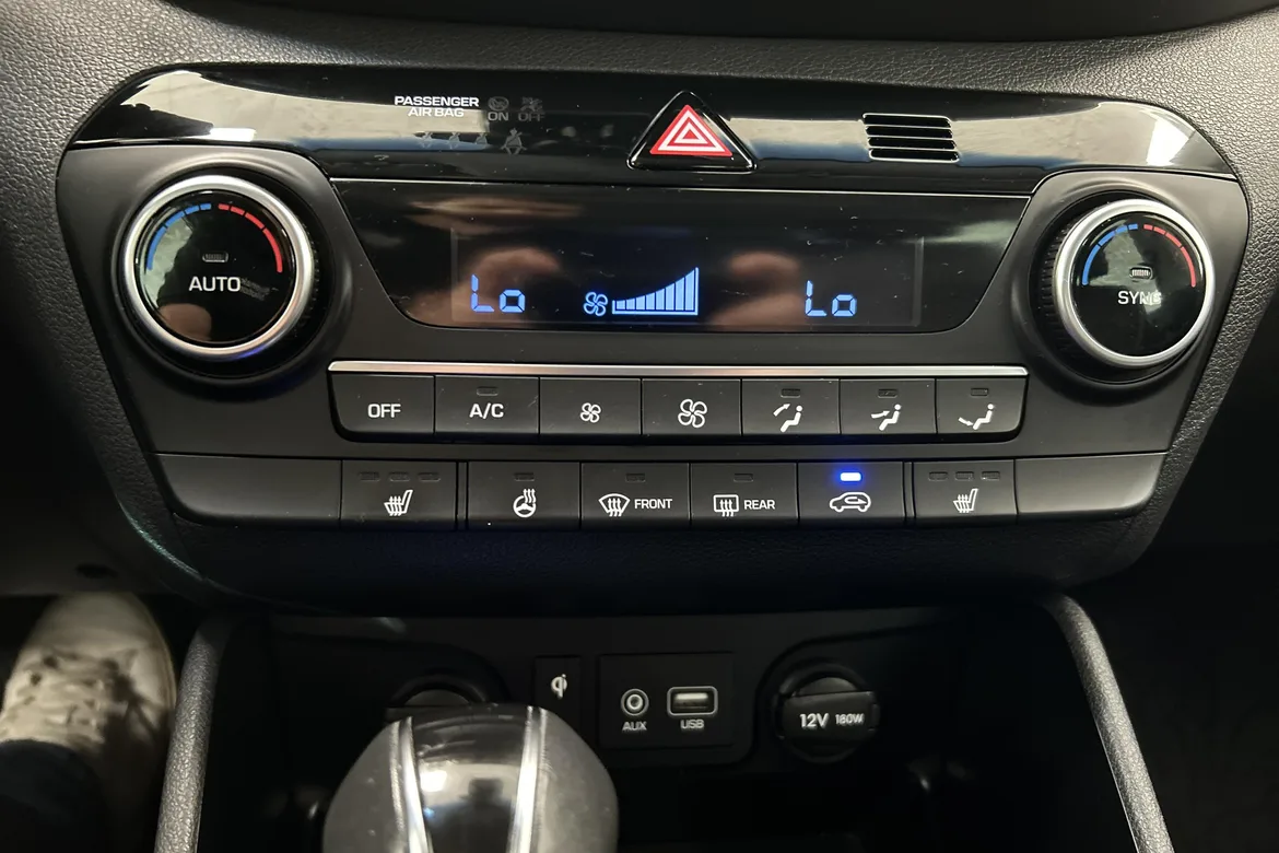 picture of a car