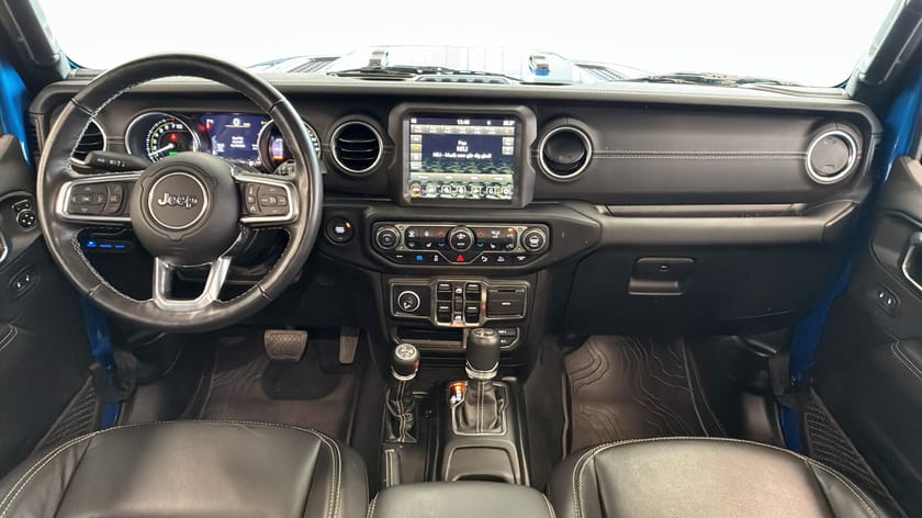 Bild 4 av Jeep Wrangler Unlimited 4xe SAHARA PHEV 380HK / KAMERA / ALPINE /