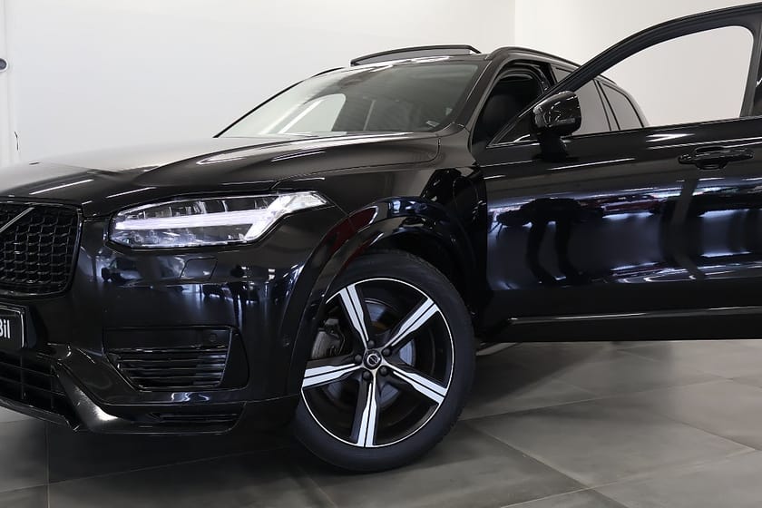 Bild 3 av Volvo XC90 7-seater 7-Sits Recharge T8 AWD Ultimate Dark Drag Pano MOMS