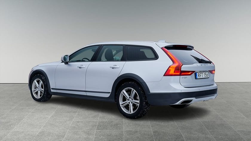 Bild 4 av Volvo V90 Cross Country D4 AWD | 2496 kr/mån | Momentum Adv