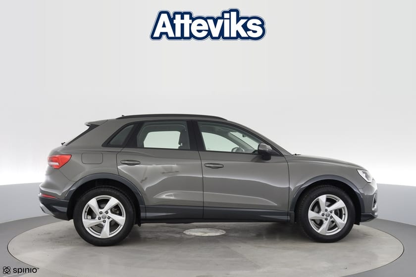 Bild 2 av Audi Q3 35 TFSI 150hk Proline Advanced El-Lucka CarPlay Se