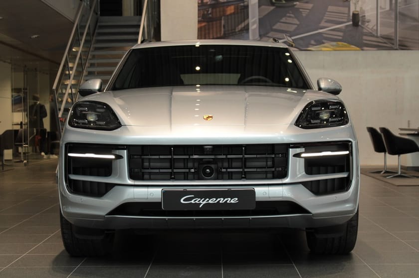 Bild 3 av Porsche Cayenne E-Hybrid 