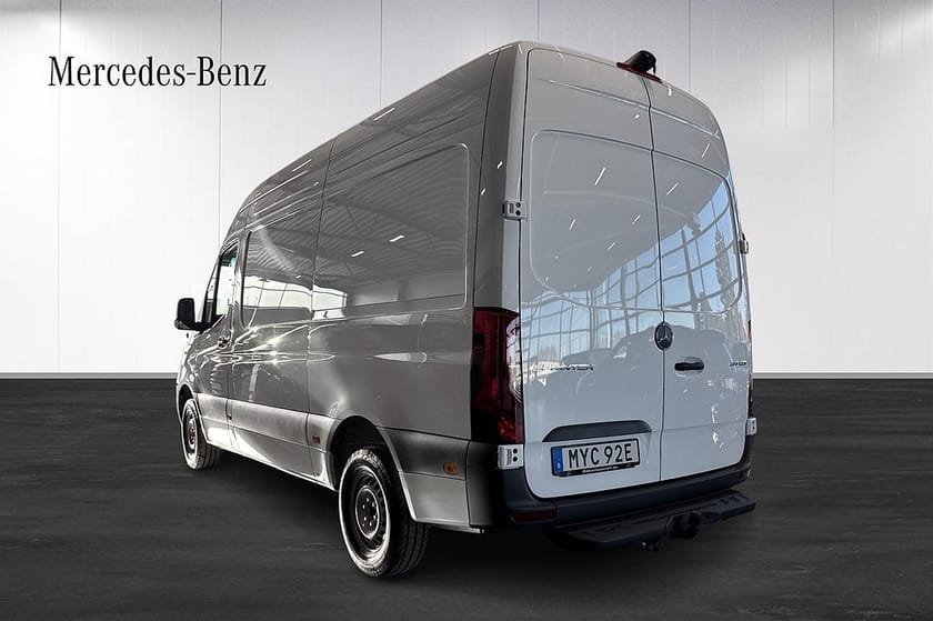 Bild 3 av Mercedes-Benz Sprinter 317 CDI RWD Panel Van Skåp A2 PRO auto värmare drag lagerbil omg leverans
