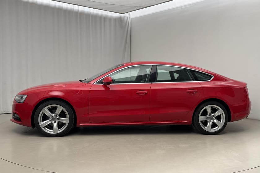 Bild 2 av Audi A5 Sportback 2.0 TDI (177hk) Alpine Edition Drag