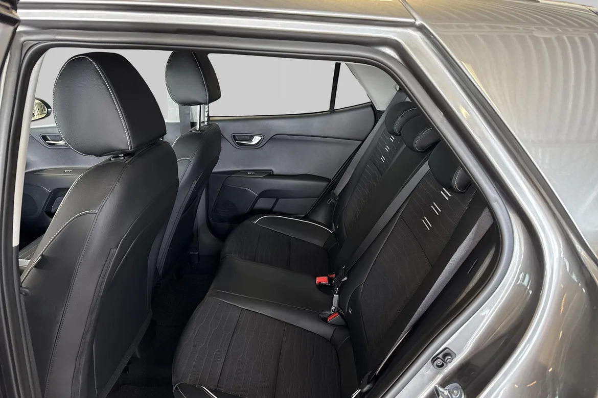 picture of a car