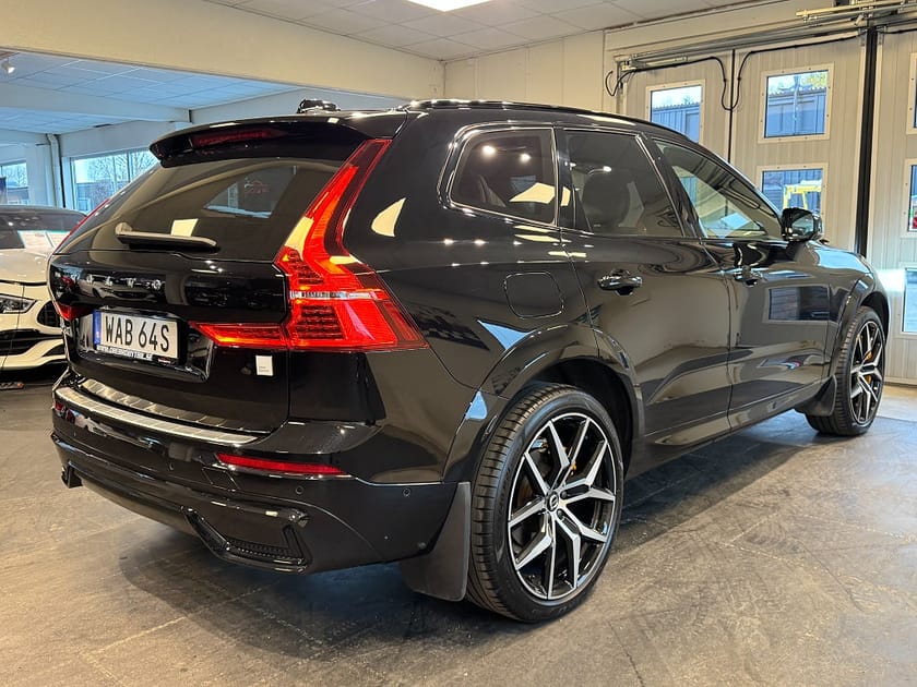 Bild 4 av Volvo XC60 Recharge T8 AWD Polestar Engineered B&W Pano UNIK