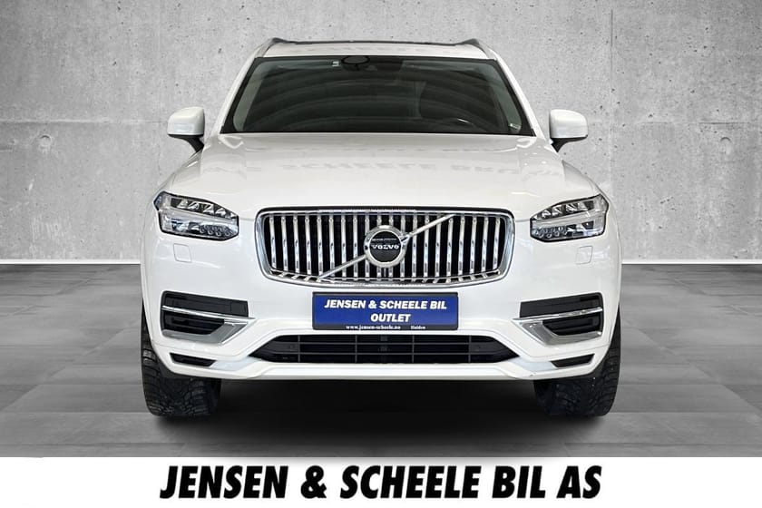 Bilde 2 av Volvo XC90 T8 AWD. Inscription 7 seter. Soltak, VOC, Navi.