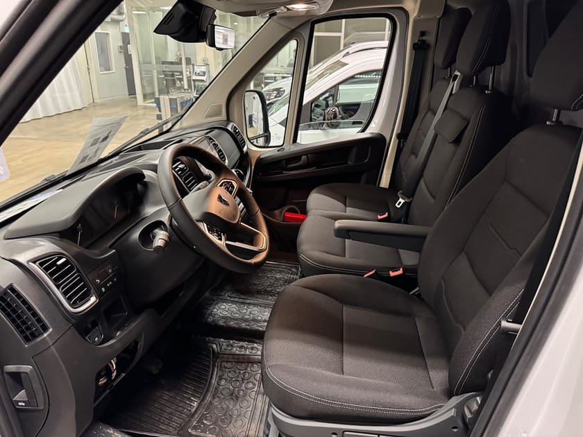 Bild 4 av Peugeot Boxer Skåpbil L4H2 180hk Automat 2.2HDi Euro 6 OMGÅENDE LEVERANS!