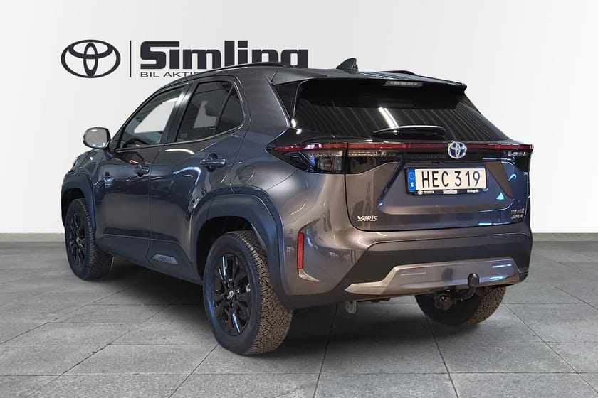 Bild 3 av Toyota Yaris Cross Hybrid AWD-i 1,5 Adventure / Drag / Vinterhjul