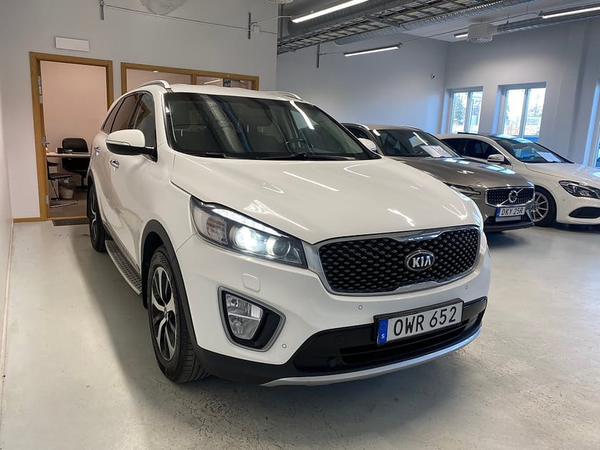Bild 3 av Kia Sorento 2.2 CRDi AWD Business Drag B-Kamera 7-sits
