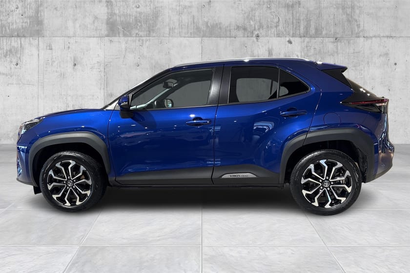 Bilde 2 av Toyota Yaris Cross Hybrid AWD-i Active tech-Navi-Bluetooth-AWD