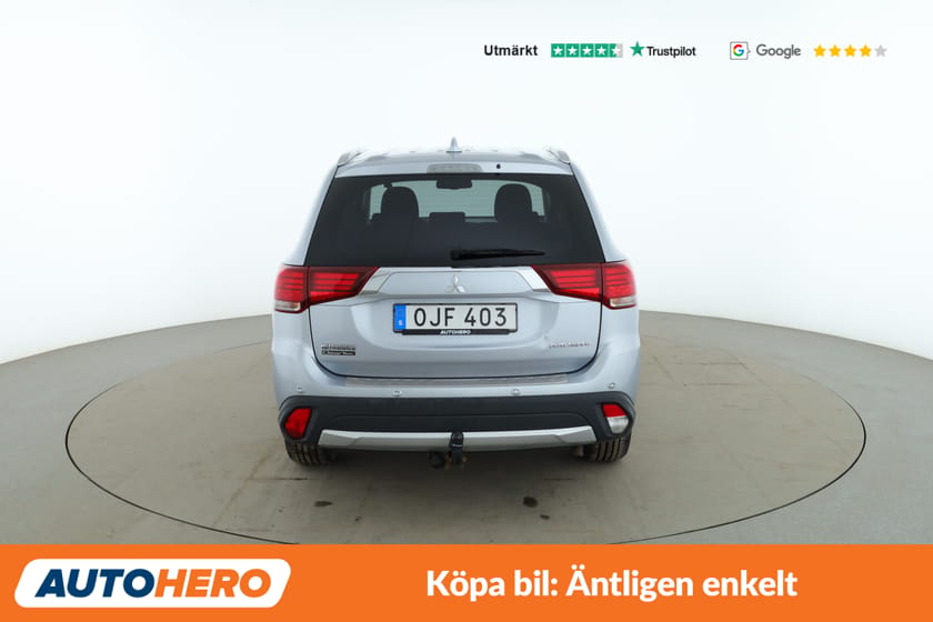 Bild 4 av Mitsubishi Outlander 2.2 DI-D / Drag, Värmare, PDC