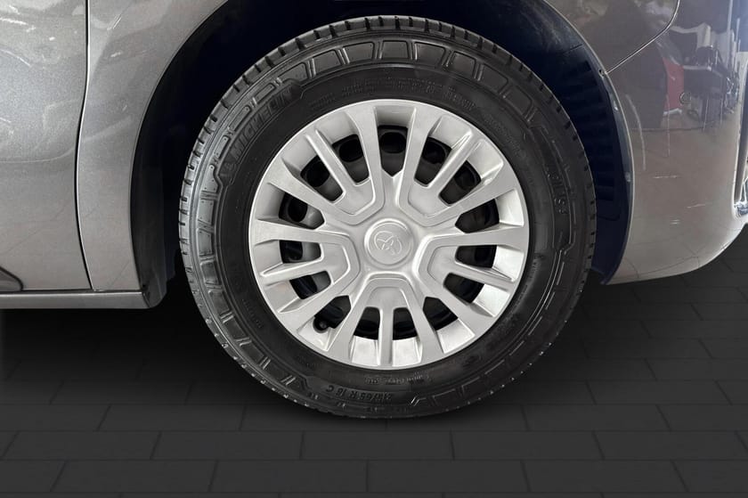 Bilde 3 av Toyota Proace Electric 75kWt Basic L1H1 THB