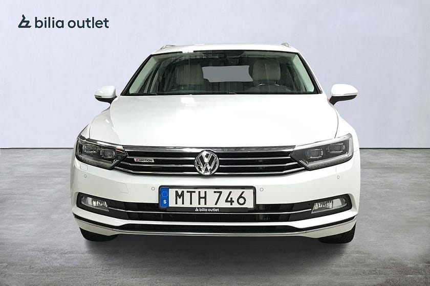 Bild 3 av Volkswagen Passat Sportscombi SC 2.0 TDI 4Motion Executive DSG 190hk Drag Backkamera