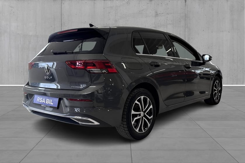 Bilde 5 av Volkswagen Golf eHybrid 1,4L 204HK, Hybrid, Hengerfeste, Rattvarmer