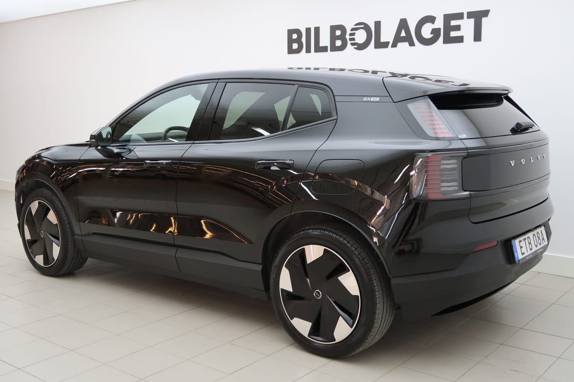 Volvo EX30 2024 - miniatyr 2