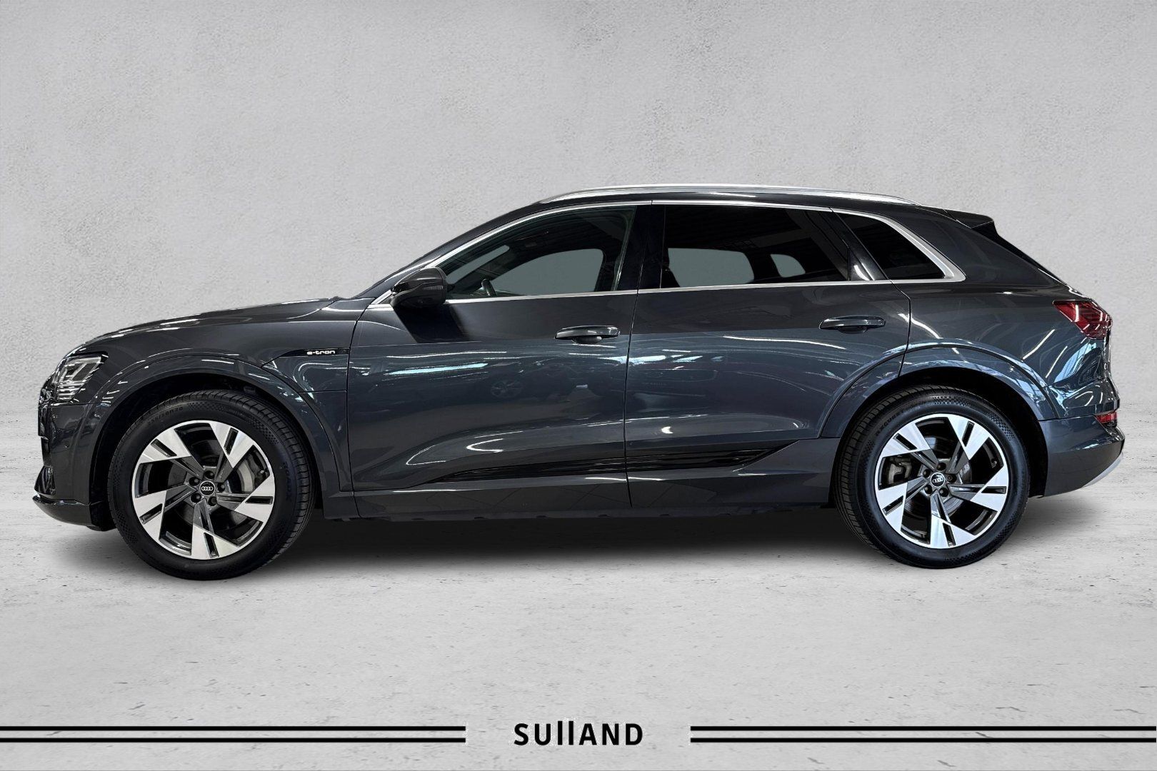 Thumnail bilde 1 av Audi e-tron 55 quattro