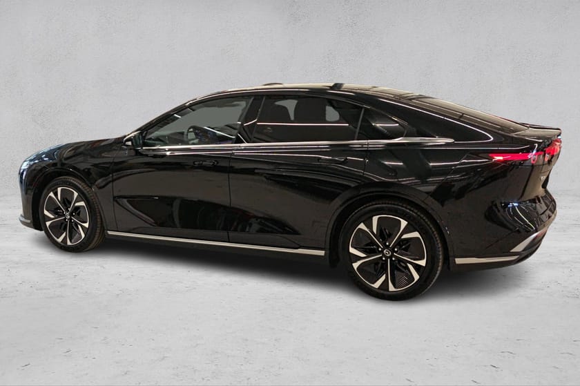 Bilde 2 av Mazda 6e Standard Range I Takumi+ I 360Kamera I CarPlay I Navi