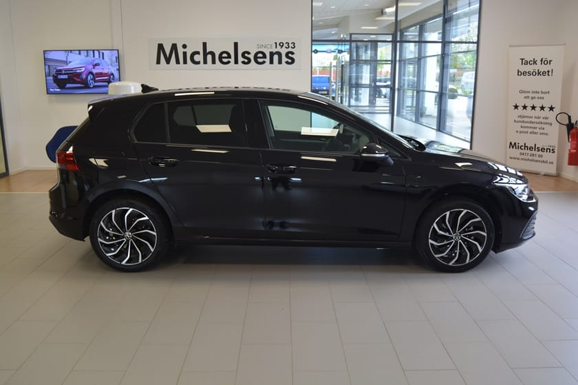 Bild 4 av Volkswagen Golf 1.0 eTSI 110hk DSG7